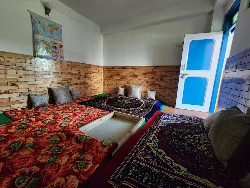 Safarnama Retreat Homestay - All Rooms With Mountain View カルプ エクステリア 写真
